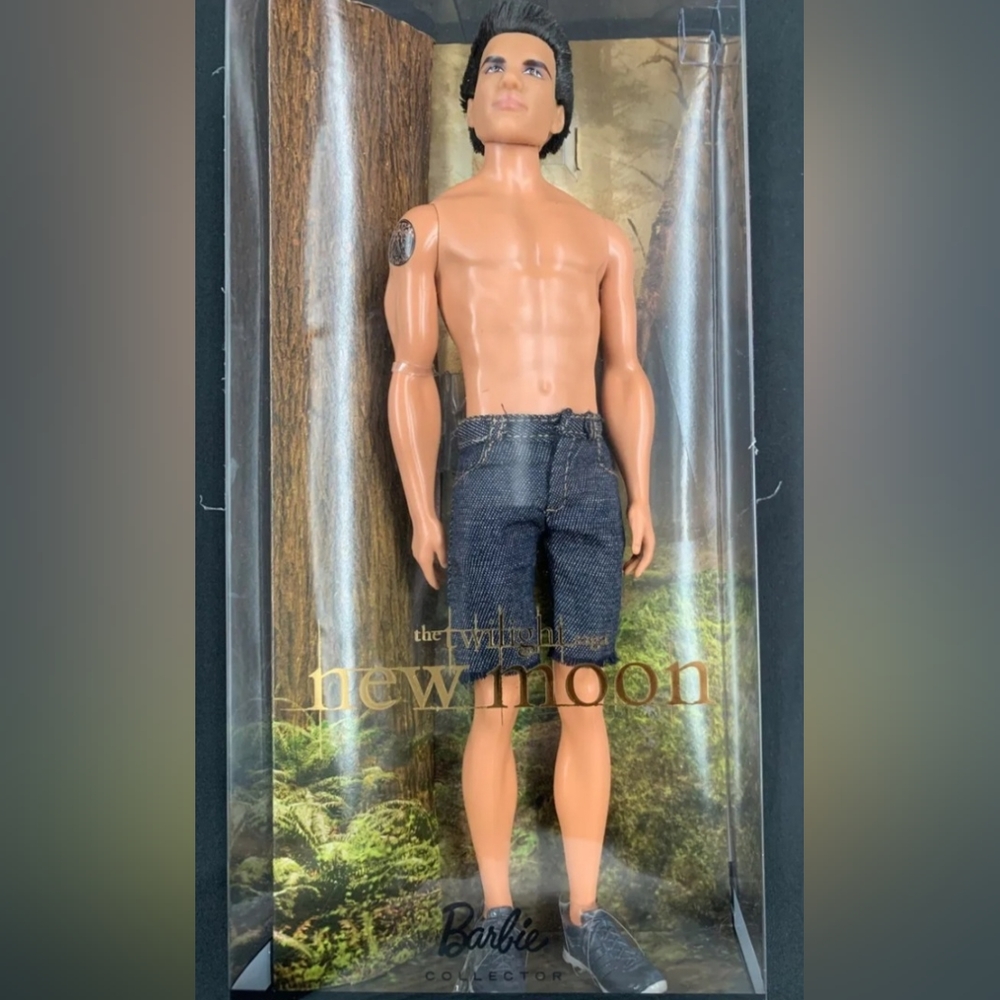 2009 Mattel | Pink Label Barbie  | Twilight Saga New Moon - Jacob | Doll